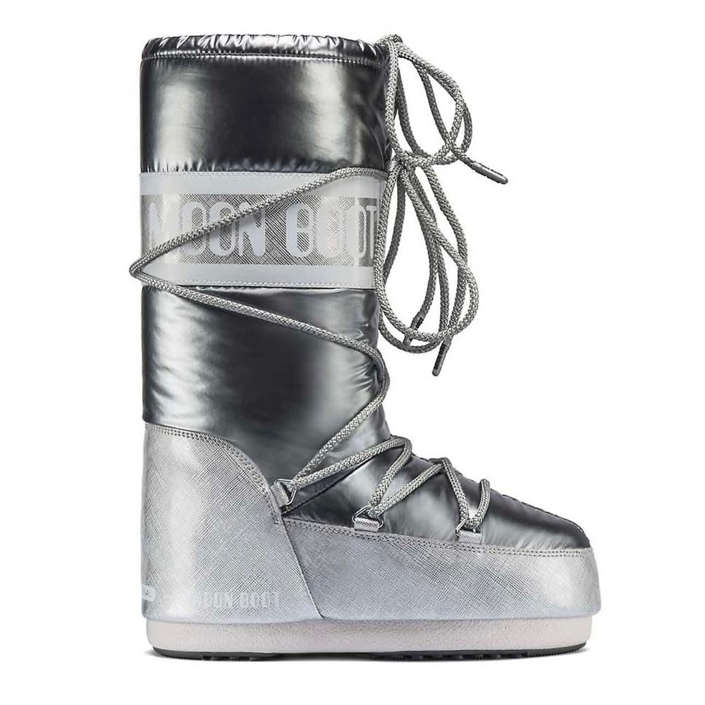 Moon boots worn once